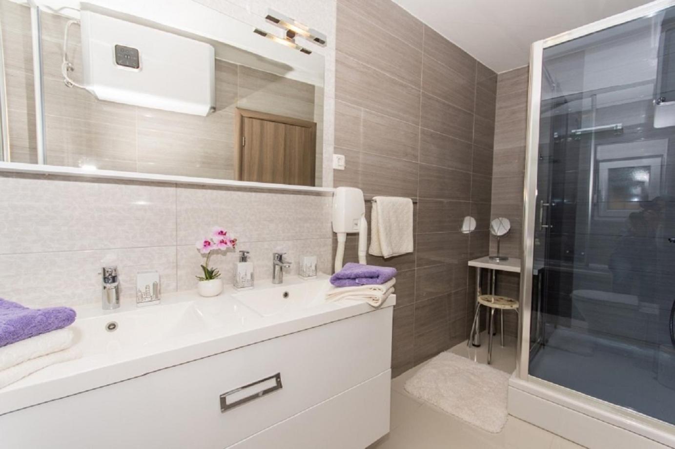 Ferienwohnung Agava Lux Trogir Exterior foto