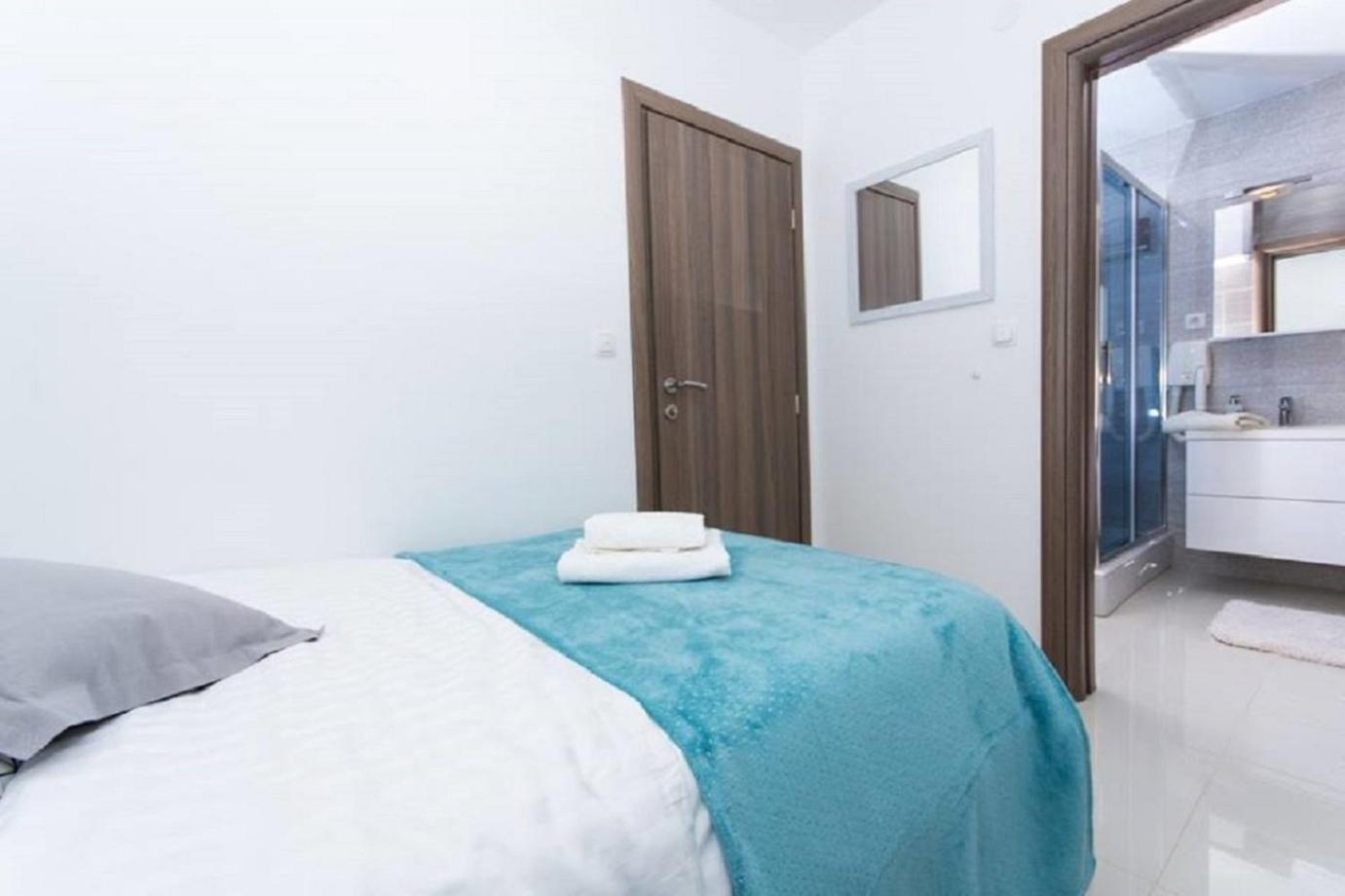 Ferienwohnung Agava Lux Trogir Exterior foto