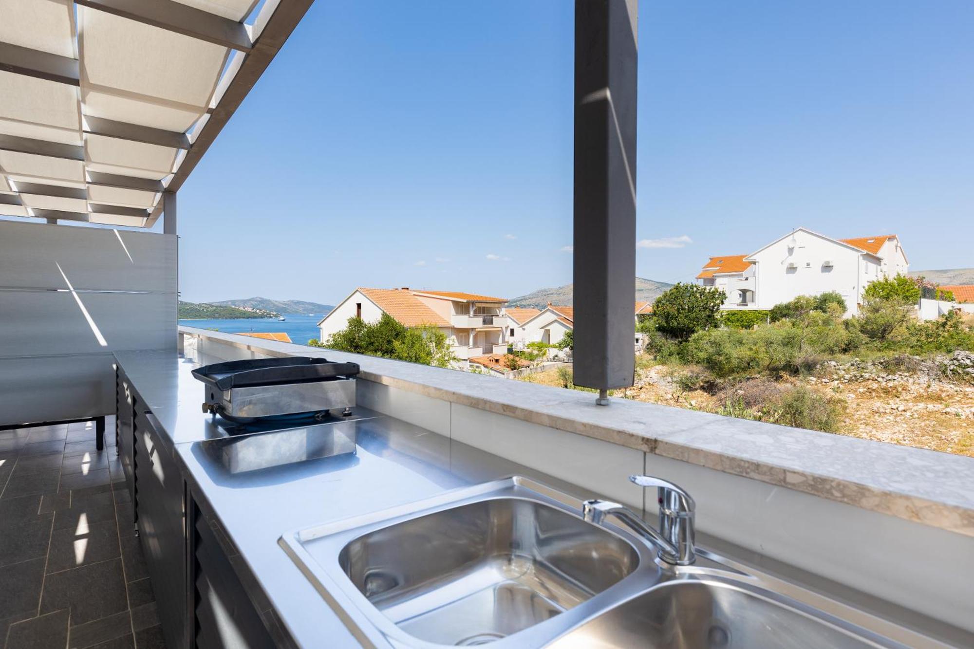 Ferienwohnung Agava Lux Trogir Exterior foto
